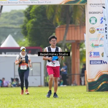 Runner Photo 8861789