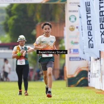 Runner Photo 8861834