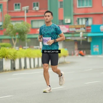 Runner Photo 8861837