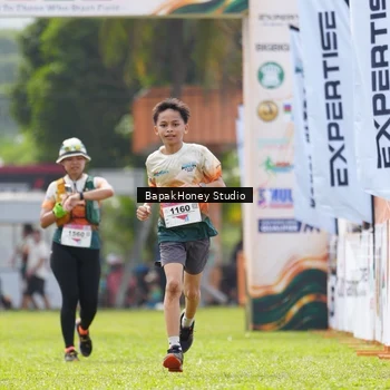 Runner Photo 8861839