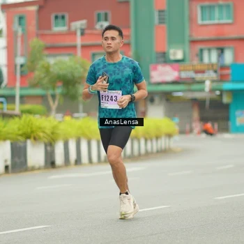 Runner Photo 8861849