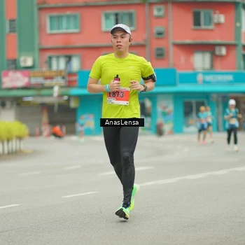 Runner Photo 8861869