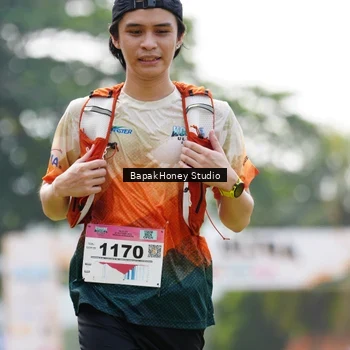 Runner Photo 8861924
