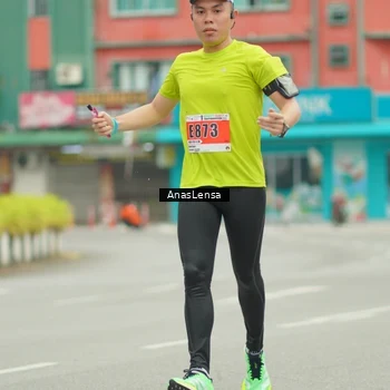 Runner Photo 8861950