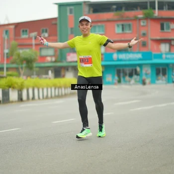 Runner Photo 8861951