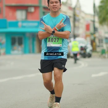 Runner Photo 8861957