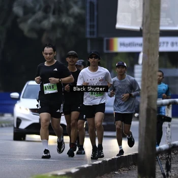 Runner Photo 8861965