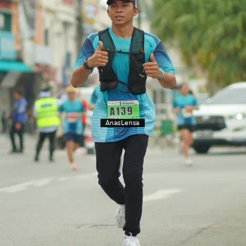 Runner Photo 8861979