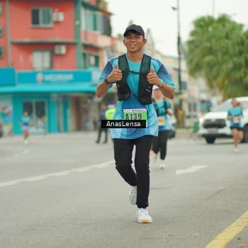 Runner Photo 8861988