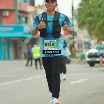 Runner Photo 8862008