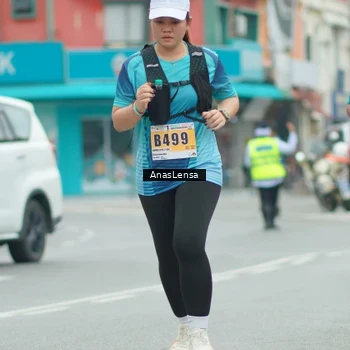 Runner Photo 8862009