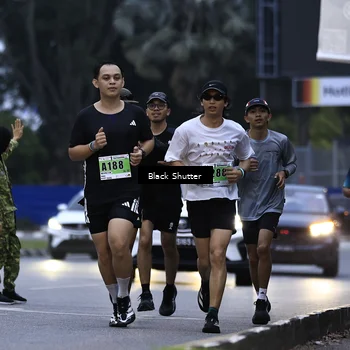 Runner Photo 8862015