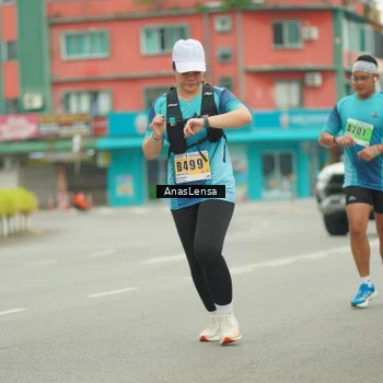 Runner Photo 8862047