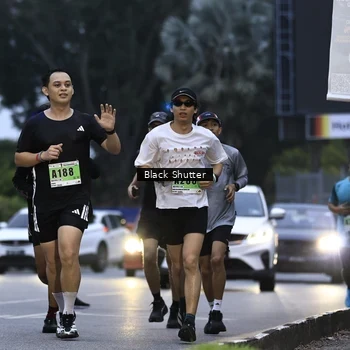 Runner Photo 8862050
