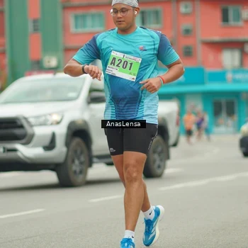 Runner Photo 8862077