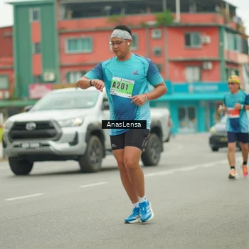 Runner Photo 8862078