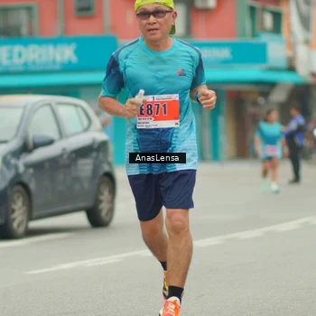 Runner Photo 8862093