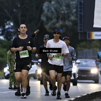 Runner Photo 8862095