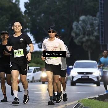 Runner Photo 8862135