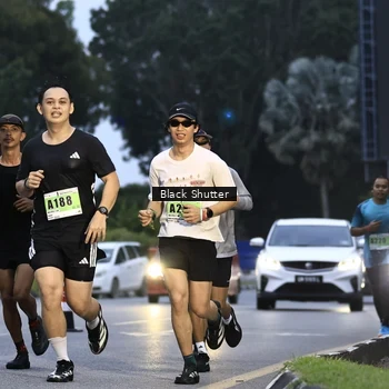 Runner Photo 8862137