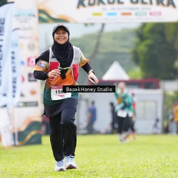 Runner Photo 8862172