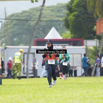Runner Photo 8862190