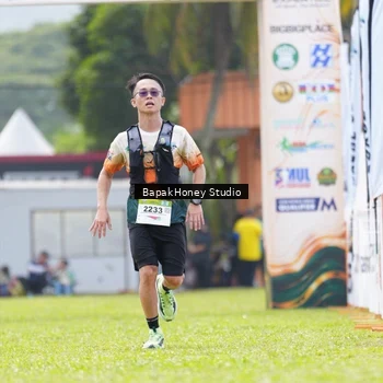 Runner Photo 8862277