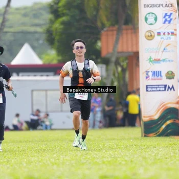 Runner Photo 8862280