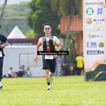 Runner Photo 8862281