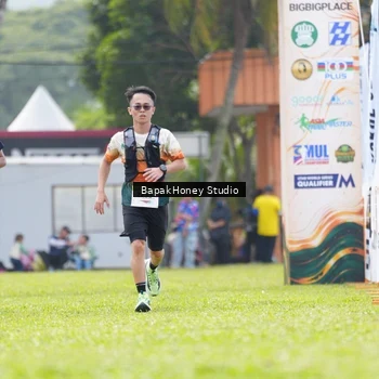 Runner Photo 8862286