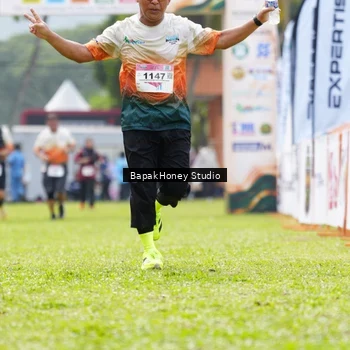 Runner Photo 8862322