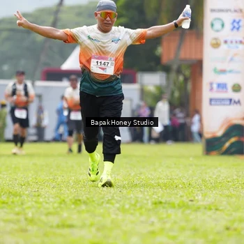 Runner Photo 8862331