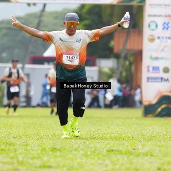 Runner Photo 8862335