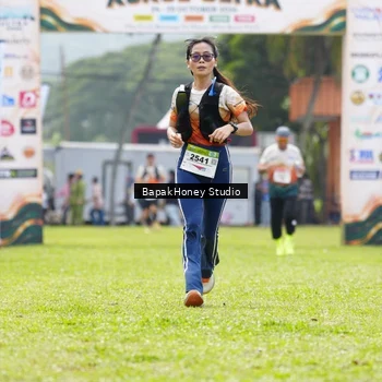 Runner Photo 8862347