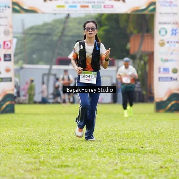 Runner Photo 8862351