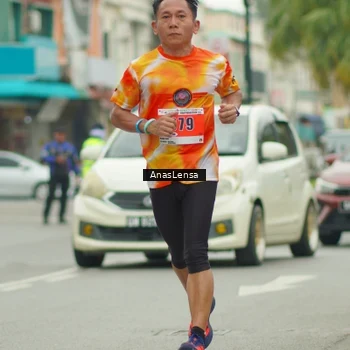 Runner Photo 8862376