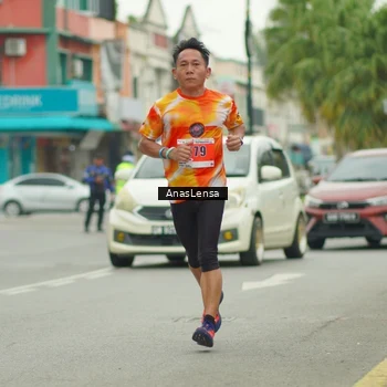 Runner Photo 8862389