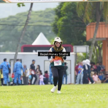 Runner Photo 8862405