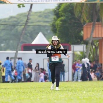 Runner Photo 8862407