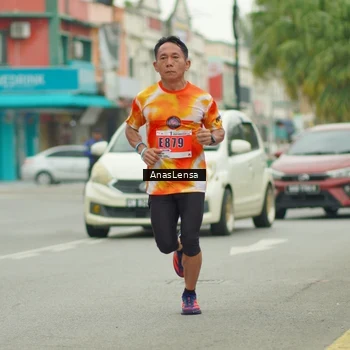 Runner Photo 8862472