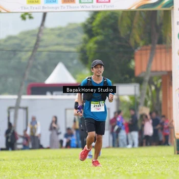Runner Photo 8862476