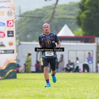 Runner Photo 8862492