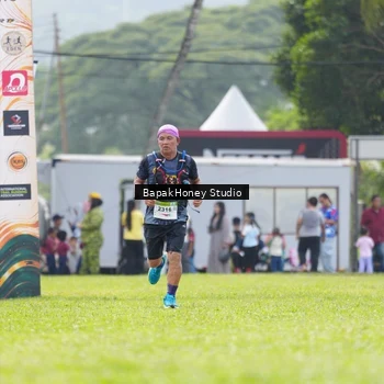 Runner Photo 8862495