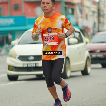 Runner Photo 8862564