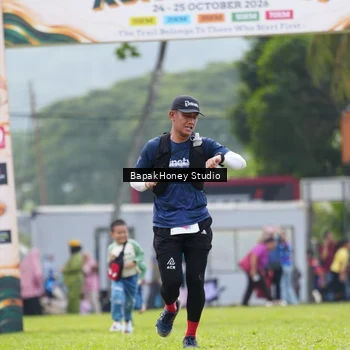 Runner Photo 8862661