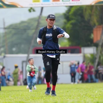 Runner Photo 8862663