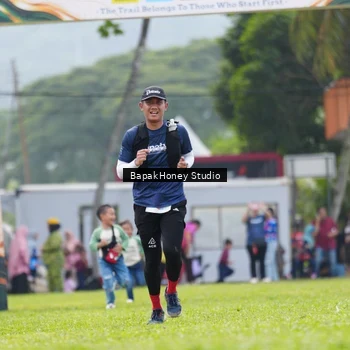 Runner Photo 8862664