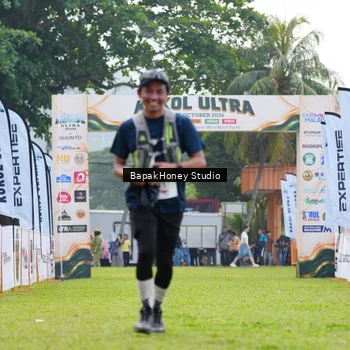 Runner Photo 8862758