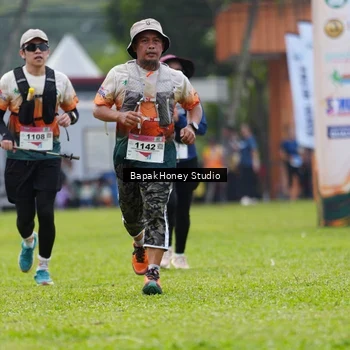 Runner Photo 8862816