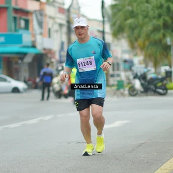 Runner Photo 8862820